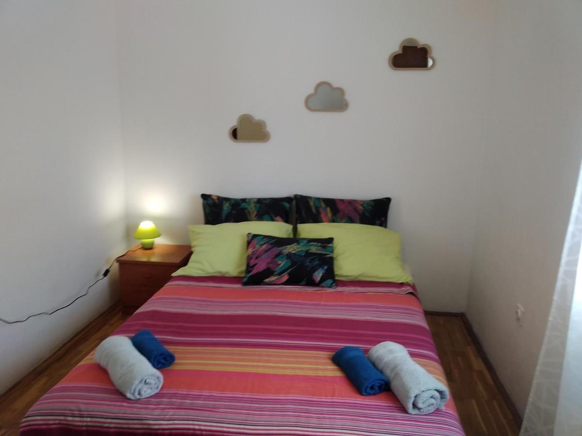 Apartmani Maja Pag Town Bagian luar foto